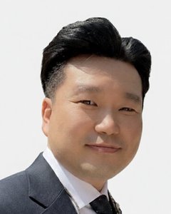 정민고 공인중개사
